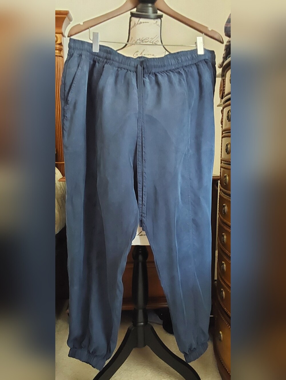 Johnny Was Pete & Greta Navy blue Silky Jogger Pants navy blue,  Sz XL
